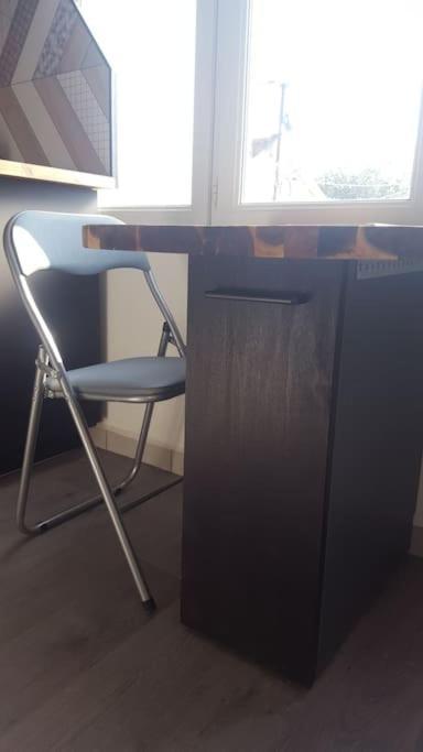 Studio 2 Lits Jumeaux 1 Station Tram Aeroport Orly Athis-Mons Luaran gambar