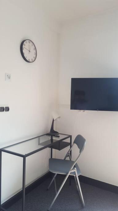 Studio 2 Lits Jumeaux 1 Station Tram Aeroport Orly Athis-Mons Luaran gambar